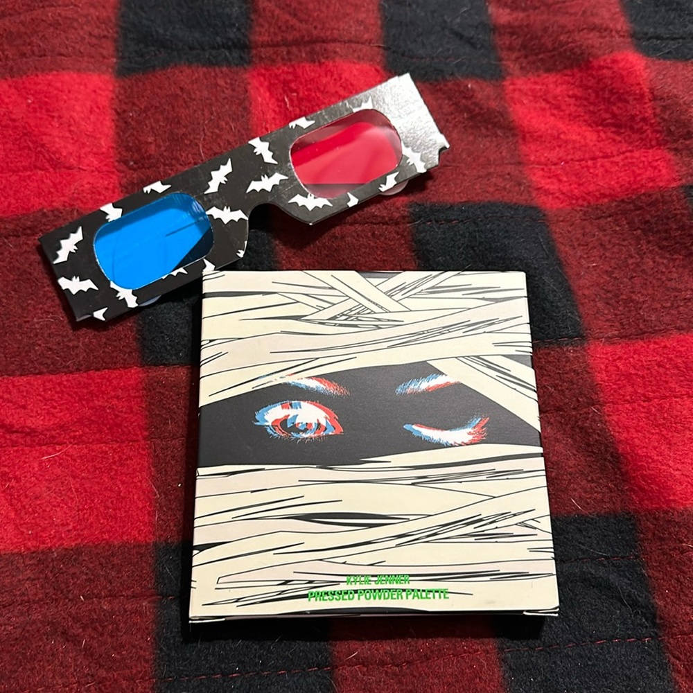 Kylie Cosmetics Limited Edition Mummy Eyeshadow Palette